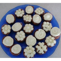 CupCakes: Carrot Cake with Cream Cheese Icing